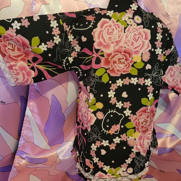 Hello Kitty Top Shorts Outfit Size Small Black Lace Rose Halloween Gyaru Cosplay - Picture 8 of 15